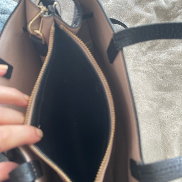 Kate Spade purse - Picture 7 of 11